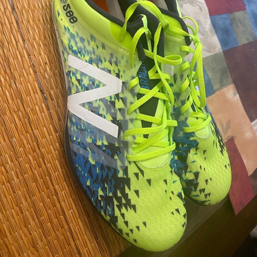 spikes new balance baseball